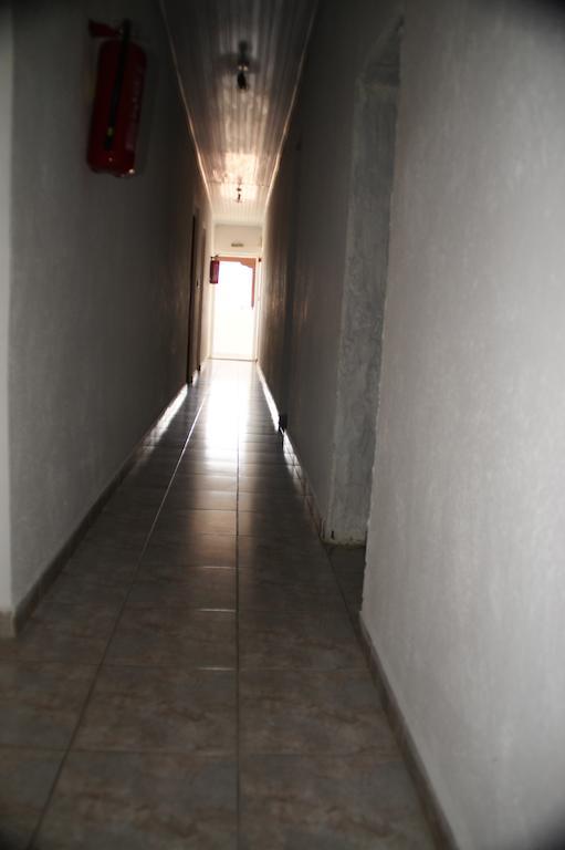 Ermioni Apartments Vrasná Exteriör bild